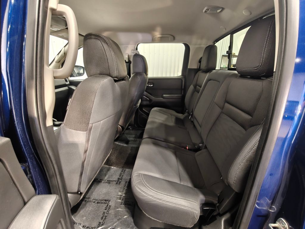 Used 2023 Nissan Frontier SV w/ Technology Package AWD/4WD image 28
