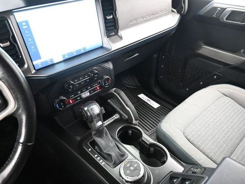 Used 2022 Ford Bronco Outer Banks image 21