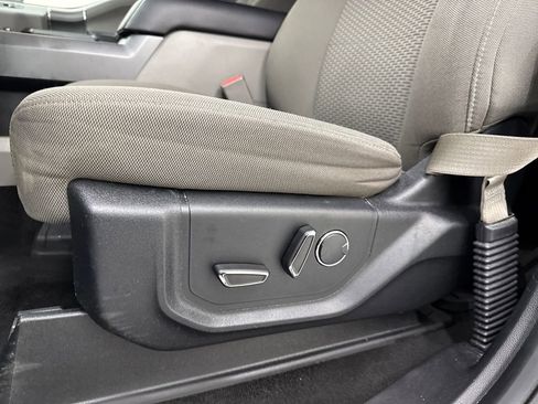 Used 2017 Ford F150 XLT w/ Equipment Group 302A Luxury image 15