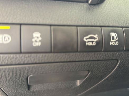 Used 2024 Toyota Camry SE FWD image 21