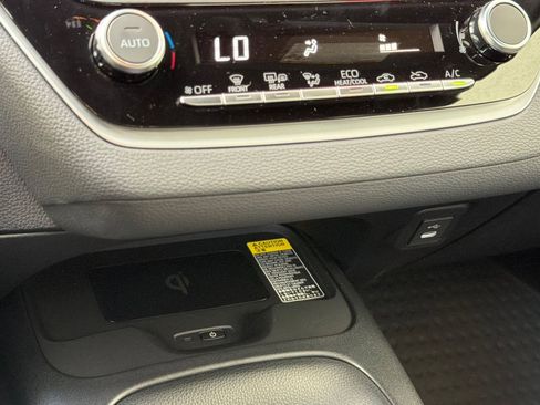 New 2026 Toyota Corolla SE image 18