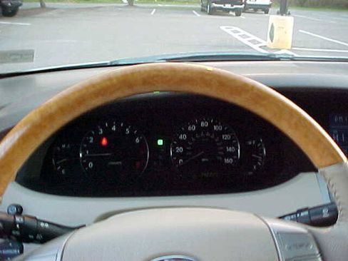 Used 2006 Toyota Avalon Limited FWD image 23