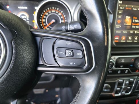 Used 2021 Jeep Wrangler Unlimited Sport AWD/4WD image 24