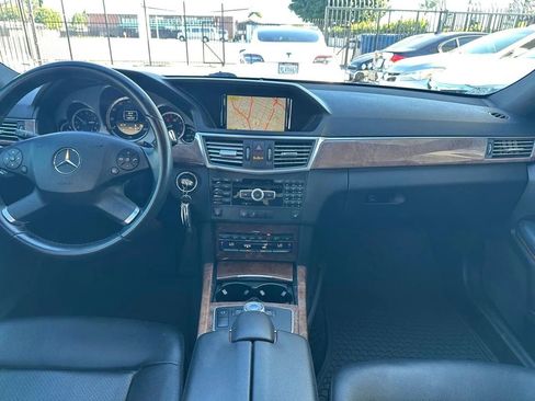 Used 2012 Mercedes-Benz E 350 E 350 Sedan 4D image 38