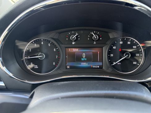 Used 2022 Buick Encore Preferred w/ Safety Package image 23