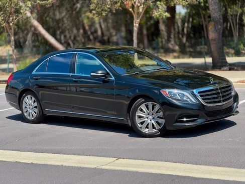 Used 2015 Mercedes-Benz S 550 Sedan image 3