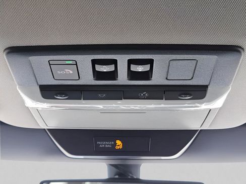 New 2026 Nissan Pathfinder Platinum FWD image 26