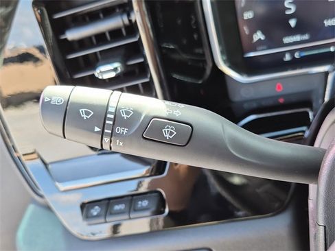 Used 2025 Chevrolet Silverado 1500 ZR2 w/ Technology Package image 23