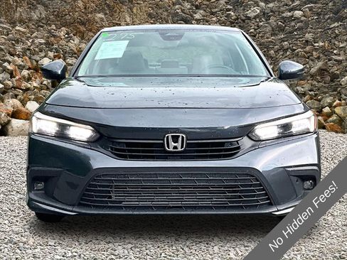 Used 2022 Honda Civic Touring image 3