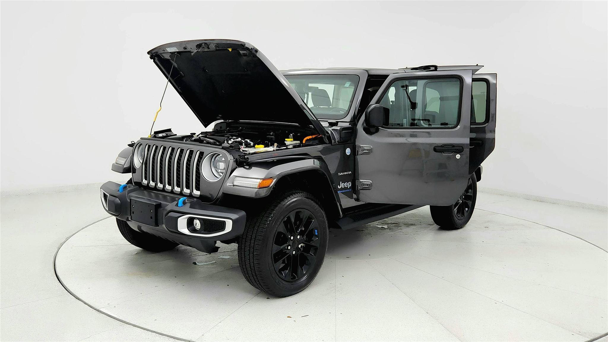 Used 2023 Jeep Wrangler Unlimited Sahara AWD/4WD image 9
