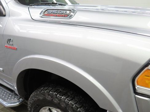 Used 2022 RAM 3500 Laramie image 28