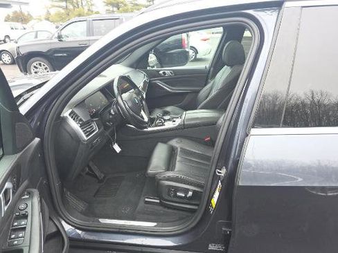 Used 2020 BMW X5 xDrive40i w/ Premium Package image 3