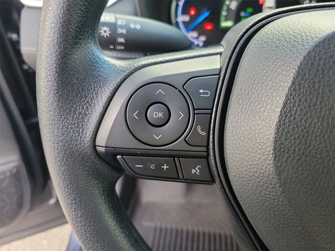 Used 2025 Toyota RAV4 LE image 19