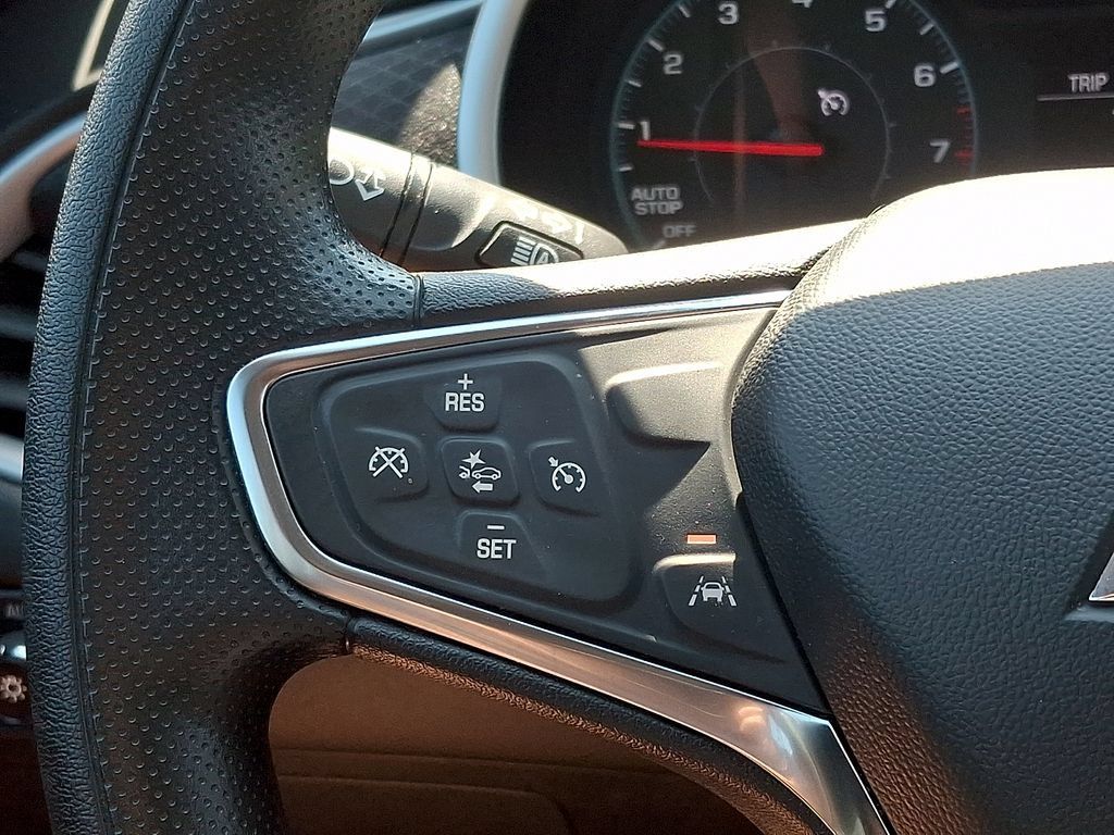 Used 2025 Chevrolet Malibu LT FWD image 20