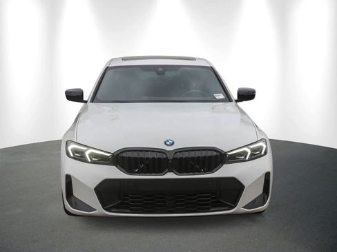 Certified 2023 BMW 330i Sedan w/ M Sport Package image 2
