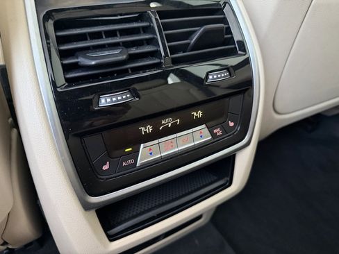 Used 2021 BMW X5 xDrive40i w/ Premium Package image 36