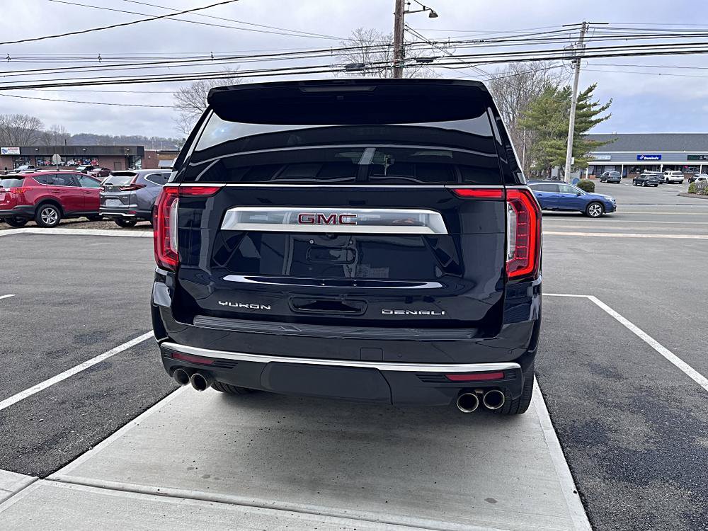 Used 2024 GMC Yukon Denali AWD/4WD image 15