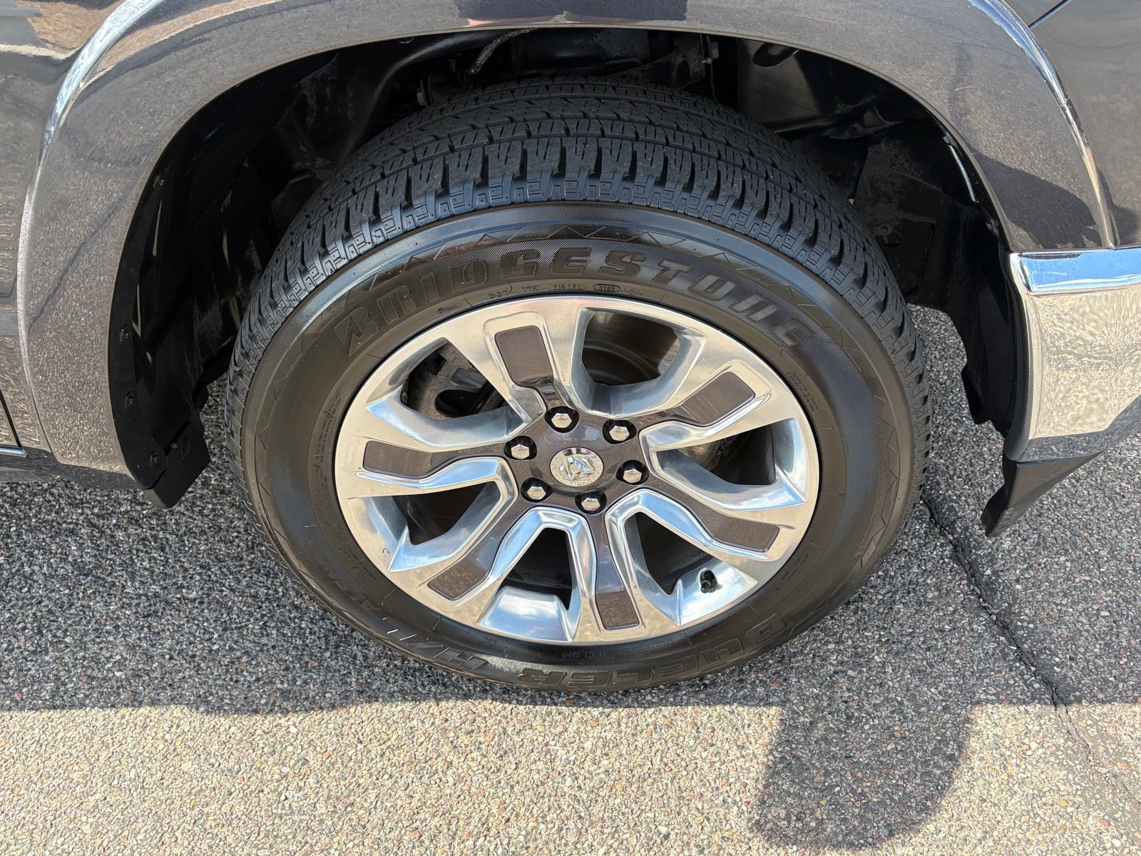 Used 2019 RAM 1500 Limited AWD/4WD image 9
