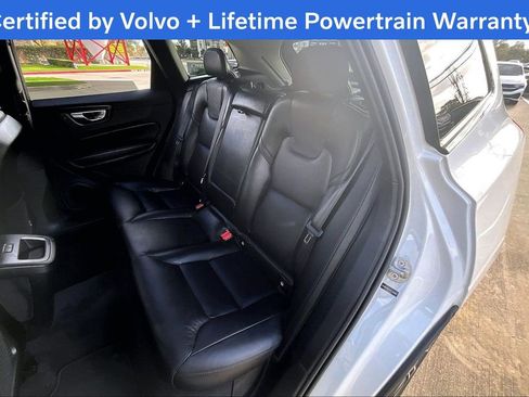 Certified 2025 Volvo XC60 B5 Plus image 33
