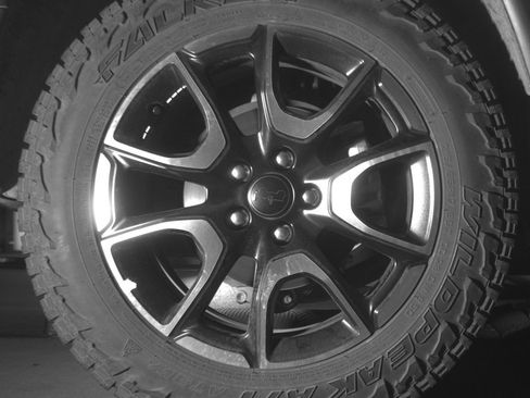 Used 2025 Jeep Compass Trailhawk AWD/4WD image 15