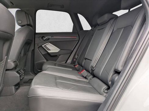 Used 2021 Audi Q3 2.0T Premium Plus w/ Premium Plus Package image 14