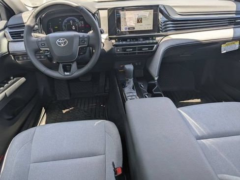 Used 2026 Toyota Camry LE w/ Convenience Package FWD image 19