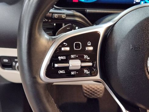 Used 2021 Mercedes-Benz GLA 250 4MATIC image 48