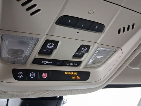 Used 2023 GMC Acadia Denali w/ Denali Ultimate Package image 28