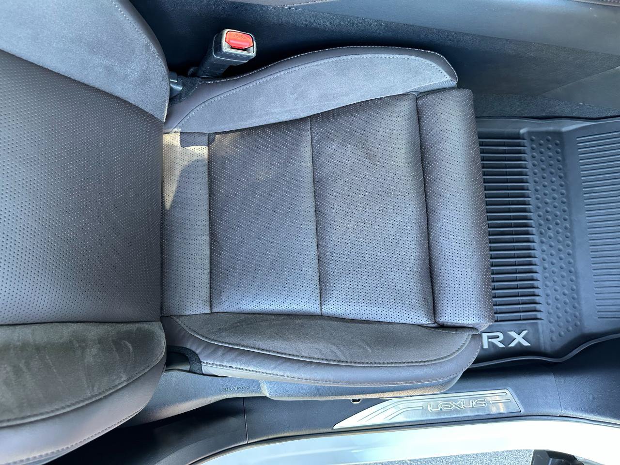 Used 2023 Lexus RX 350 FWD w/ Cold Area Package image 31