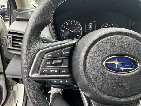 Used 2023 Subaru Outback Premium AWD/4WD image 11