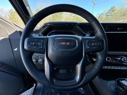 Used 2024 GMC Sierra 1500 AT4 w/ Technology Package image 16