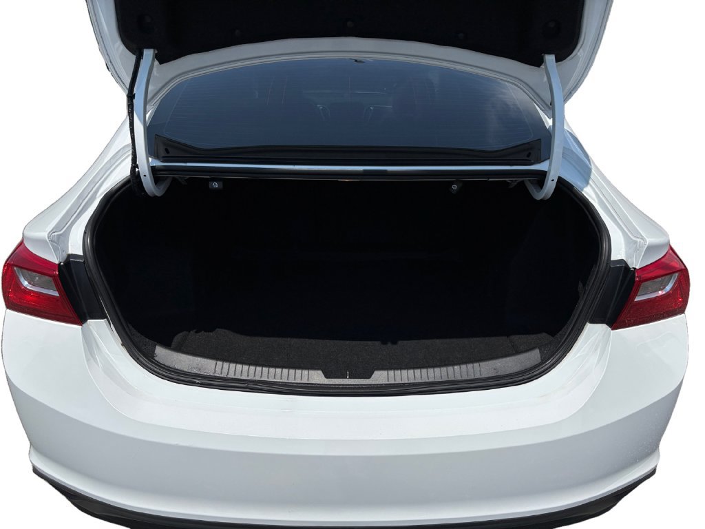 Used 2021 Chevrolet Malibu LS FWD image 14