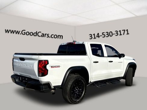 Used 2024 Chevrolet Colorado Trail Boss image 2