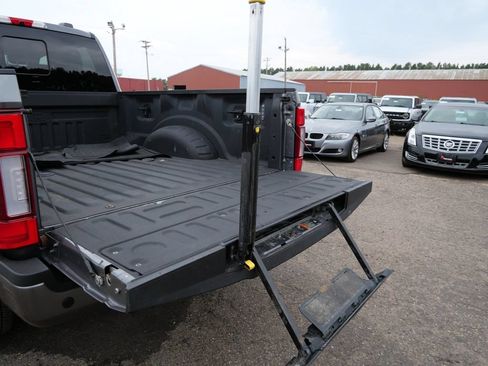 Used 2021 Ford F250 Lariat AWD/4WD image 9
