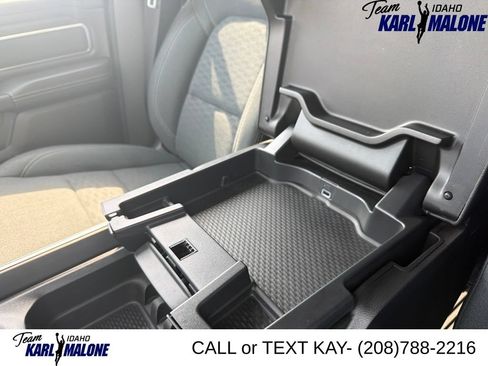 Used 2025 RAM 1500 Big Horn AWD/4WD image 37