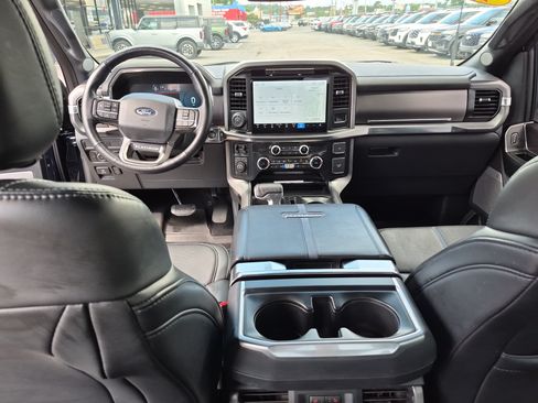 Used 2025 Ford F150 Platinum AWD/4WD image 22