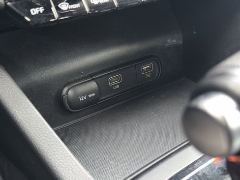 Used 2022 Kia K5 LXS image 26