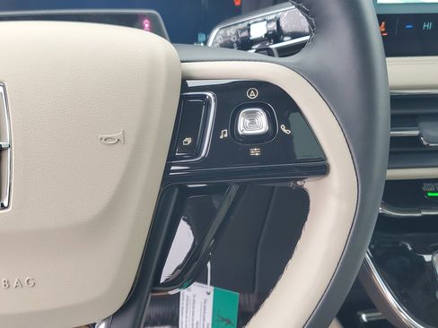 New 2026 Lincoln Corsair Grand Touring image 18