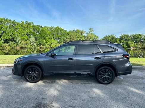 Used 2025 Subaru Outback Onyx Edition XT w/ Tech Package 3 AWD/4WD image 2