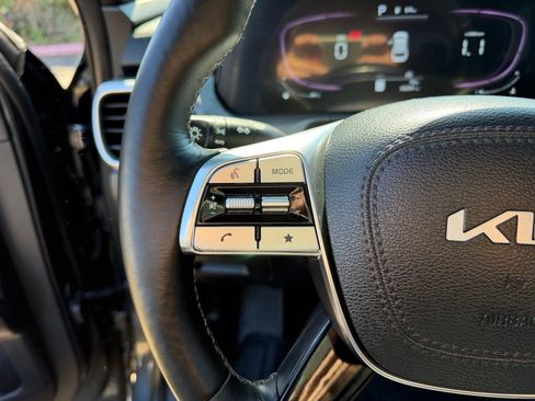 Used 2023 Kia Telluride EX X-Line AWD/4WD image 17