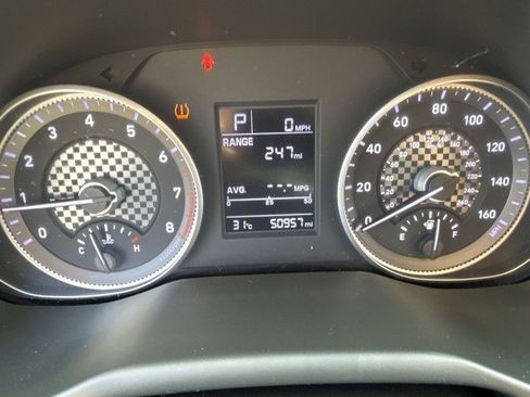 Used 2019 Hyundai Elantra SE w/ Cargo Package image 10