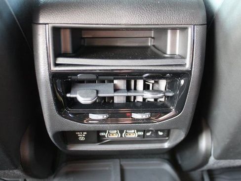 Used 2022 Jeep Grand Cherokee Trailhawk w/ Luxury Tech Group III image 34