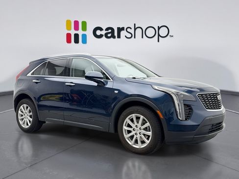 Used 2021 Cadillac XT4 Luxury w/ Cold Weather Package AWD/4WD image 7