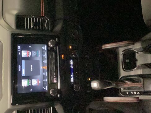 Used 2023 Nissan Frontier PRO-4X w/ Pro Convenience Package image 10