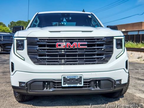 Certified 2025 GMC Sierra 1500 Elevation AWD/4WD image 4