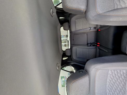 Used 2020 Chevrolet Equinox LT FWD image 23