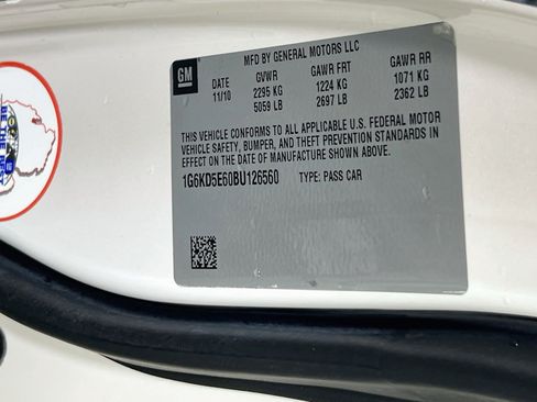 Used 2011 Cadillac DTS Luxury FWD image 31