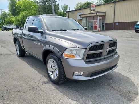 Used 2012 RAM 1500 Express AWD/4WD image 3