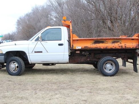 Used 1999 Dodge Ram 3500 Truck 4x4 Regular Cab image 2