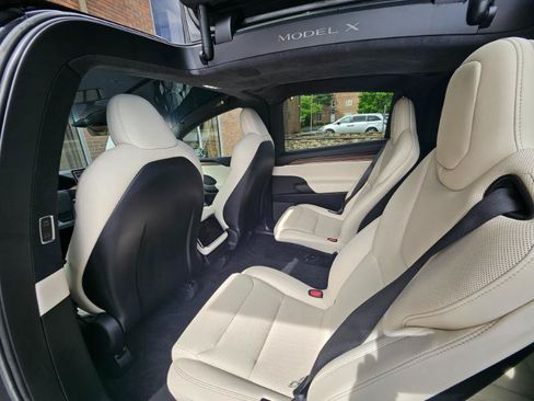 Used 2023 Tesla Model X AWD/4WD image 65